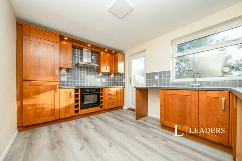 3 bedroom semi-detached house to rent, Mallard Way, IP2