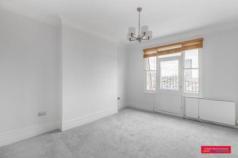 3 bedroom flat to rent, Ashburnham Road, London, SW10