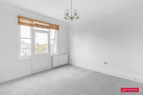 3 bedroom flat to rent, Ashburnham Road, London, SW10