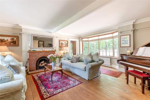 undefined, Saunders Lane, Woking, GU22