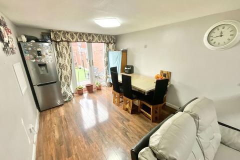undefined, Staulton Green, Oldbury B69