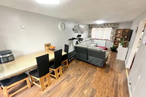 undefined, Staulton Green, Oldbury B69