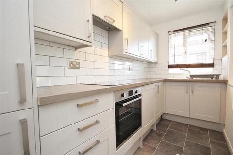 undefined, Broad Hinton, Reading RG10