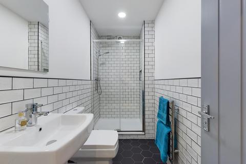 6 bedroom house to rent, Lawrence Road, Liverpool L15