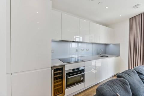 Studio to rent, Nine Elms Point, Nine Elms, London, SW8