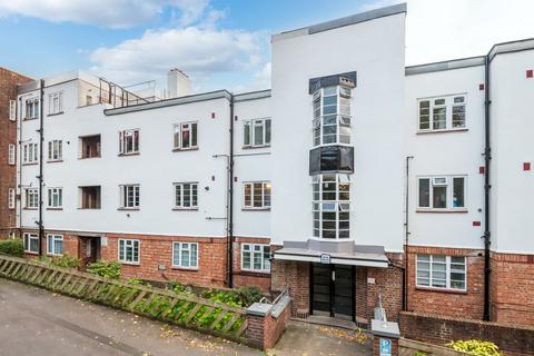 undefined, The Woodlands, London