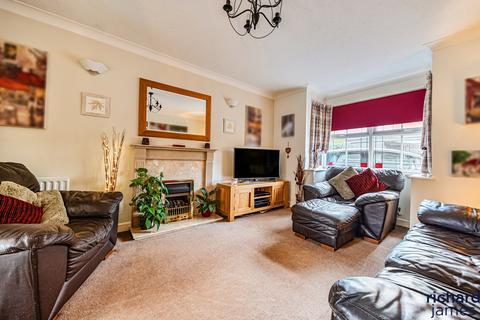 undefined, Furze Close, Peatmoor, Swindon, SN5