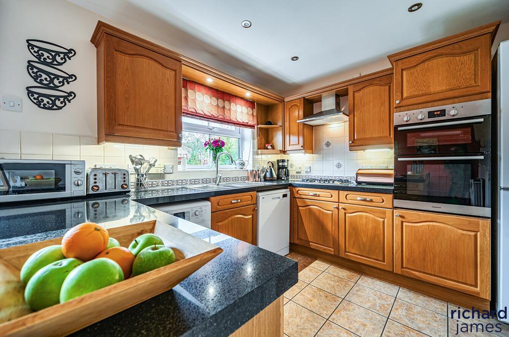 E34b0cea1e3f4b7fa0505d4647d42340