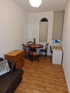 2 bedroom flat to rent, Flat ,  Wilbraham Road, Chorlton, Manchester