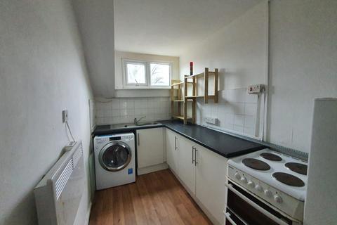 1 bedroom flat to rent, Flat ,  Norman Road, Manchester