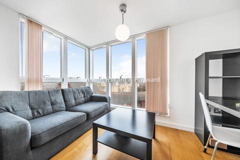 2 bedroom flat to rent, Water Gardens Square, London, SE16
