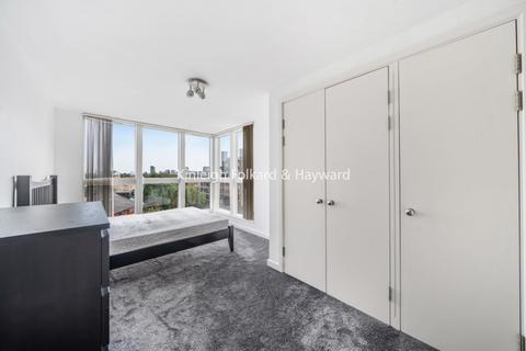 2 bedroom flat to rent, Water Gardens Square, London, SE16