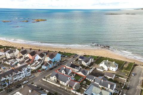 undefined, Beach Road, Rhosneigr, Anglesey, LL64