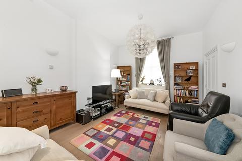 3 bedroom apartment for sale, Langhorne Street,  London, SE18