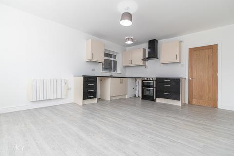 2 bedroom flat to rent, Church Road, Barry CF63