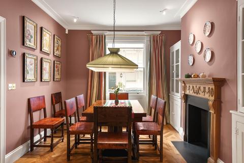 undefined, Montpelier Square, Knightsbridge SW7