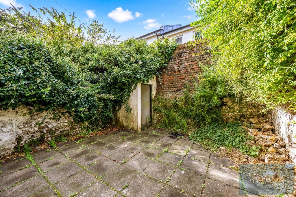 Edinburgh Road, 23 018.JPG
