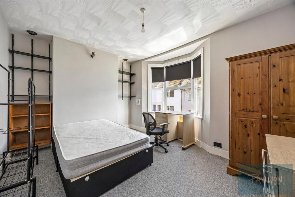 Edinburgh Road, 23 001.JPG