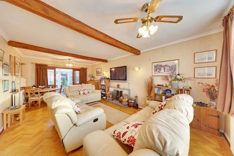 4 bedroom detached house for sale, Glentrammon Avenue, Orpington