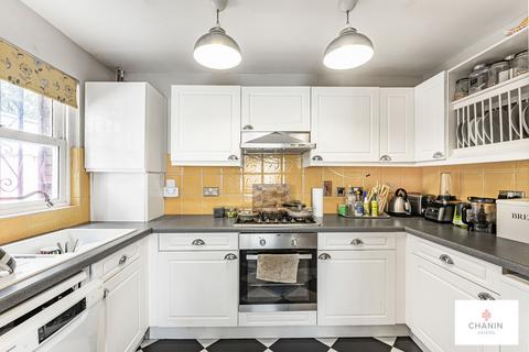 undefined, Lockesfield Place, London E14