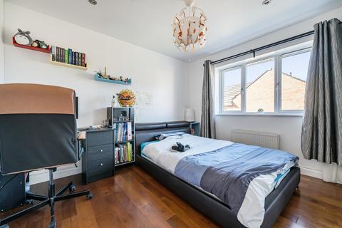 5 bedroom detached house for sale, Coburn Gardens, Gloucestershire GL51