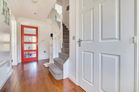 5 bedroom detached house for sale, Coburn Gardens, Gloucestershire GL51