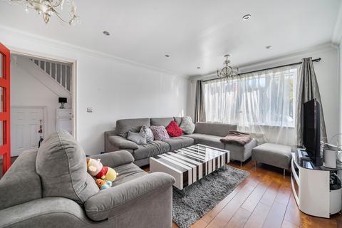 5 bedroom detached house for sale, Coburn Gardens, Gloucestershire GL51
