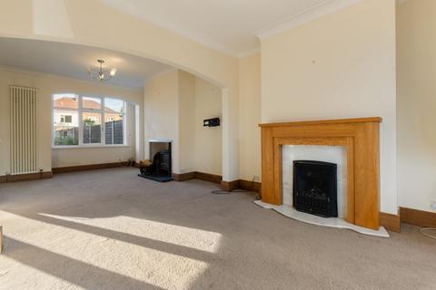 3 bedroom semi-detached house for sale, Evelyn Grove South, Grimsby, DN32