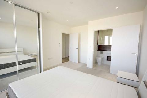 2 bedroom flat to rent, Moorhen Drive, London NW9