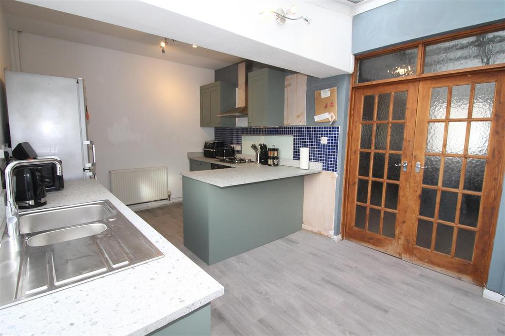 Kitchen/Breakfast Room