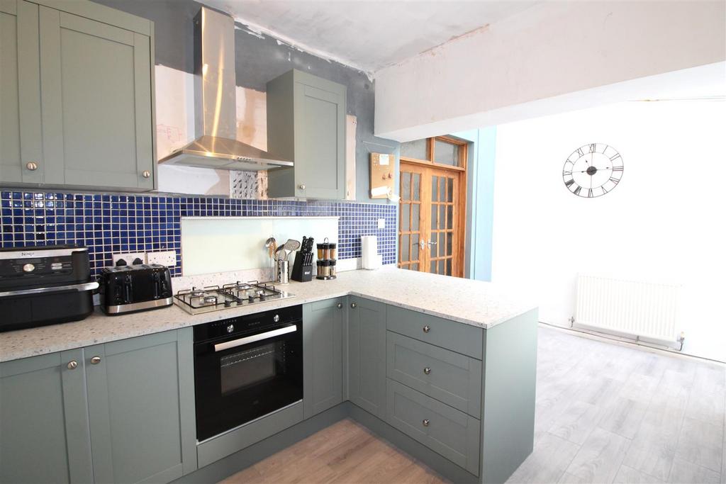 Kitchen/Breakfast Room