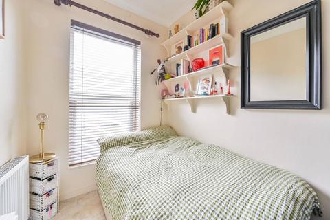 2 bedroom flat for sale, Great Western Road, Westbourne Park, London, W9