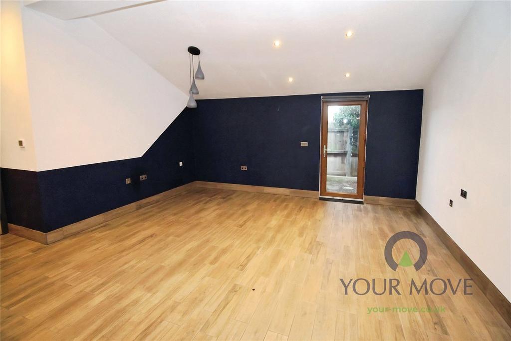 Lounge/Kitchen