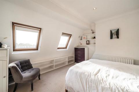 1 bedroom flat for sale, Blythe Road, London W14