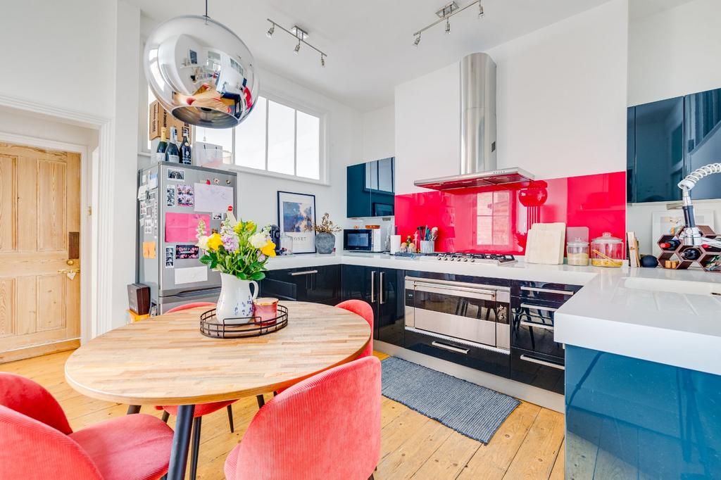 Kitchen/Dining