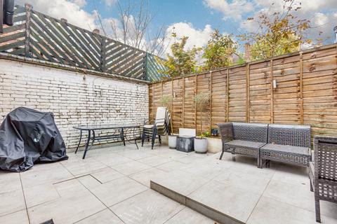 Harwood Road, London