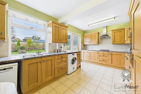4 bedroom semi-detached house for sale, Woodlands Road, St. Helens, Merseyside, WA11
