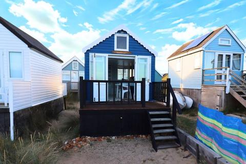 1 bedroom property for sale, Mudeford Sand Spit