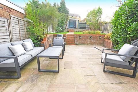 3 bedroom terraced house for sale, Bannister Road, Maidstone