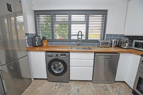 3 bedroom terraced house for sale, Bannister Road, Maidstone