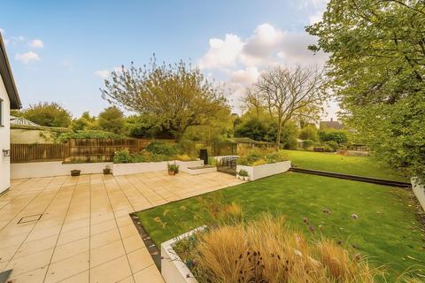 undefined, Hythe/Saltwood