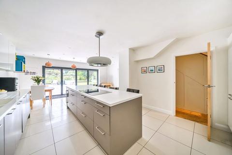undefined, Hythe/Saltwood