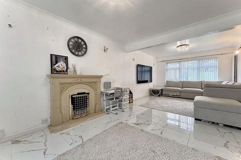 3 bedroom semi-detached house for sale, Dovedale Road, ETTINGSHALL PARK, WV4 6RA