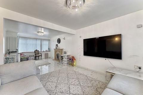3 bedroom semi-detached house for sale, Dovedale Road, ETTINGSHALL PARK, WV4 6RA