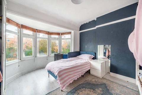 undefined, Fort Road, Northolt, UB5
