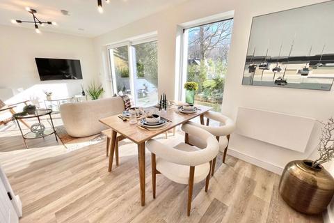 undefined, Y Bluen Goch, Glanyrafon Road, Dwygyfylchi