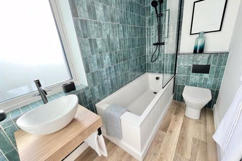 undefined, Y Bluen Goch, Glanyrafon Road, Dwygyfylchi