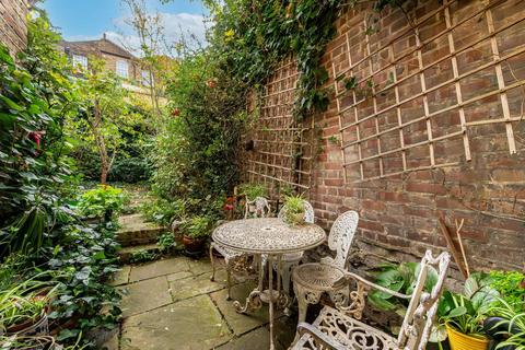 undefined, Lonsdale Road, Notting Hill, London, W11