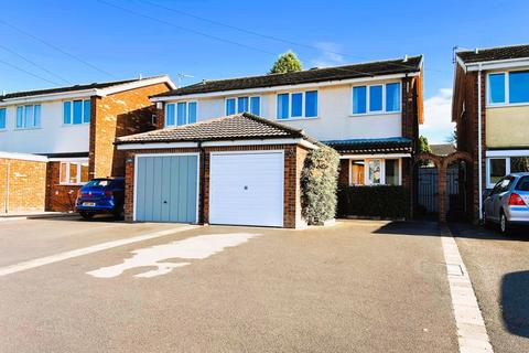 Howdles Lane, Brownhills, Walsall WS8 7PL