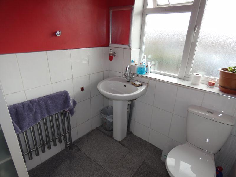 First Floor Bathroom